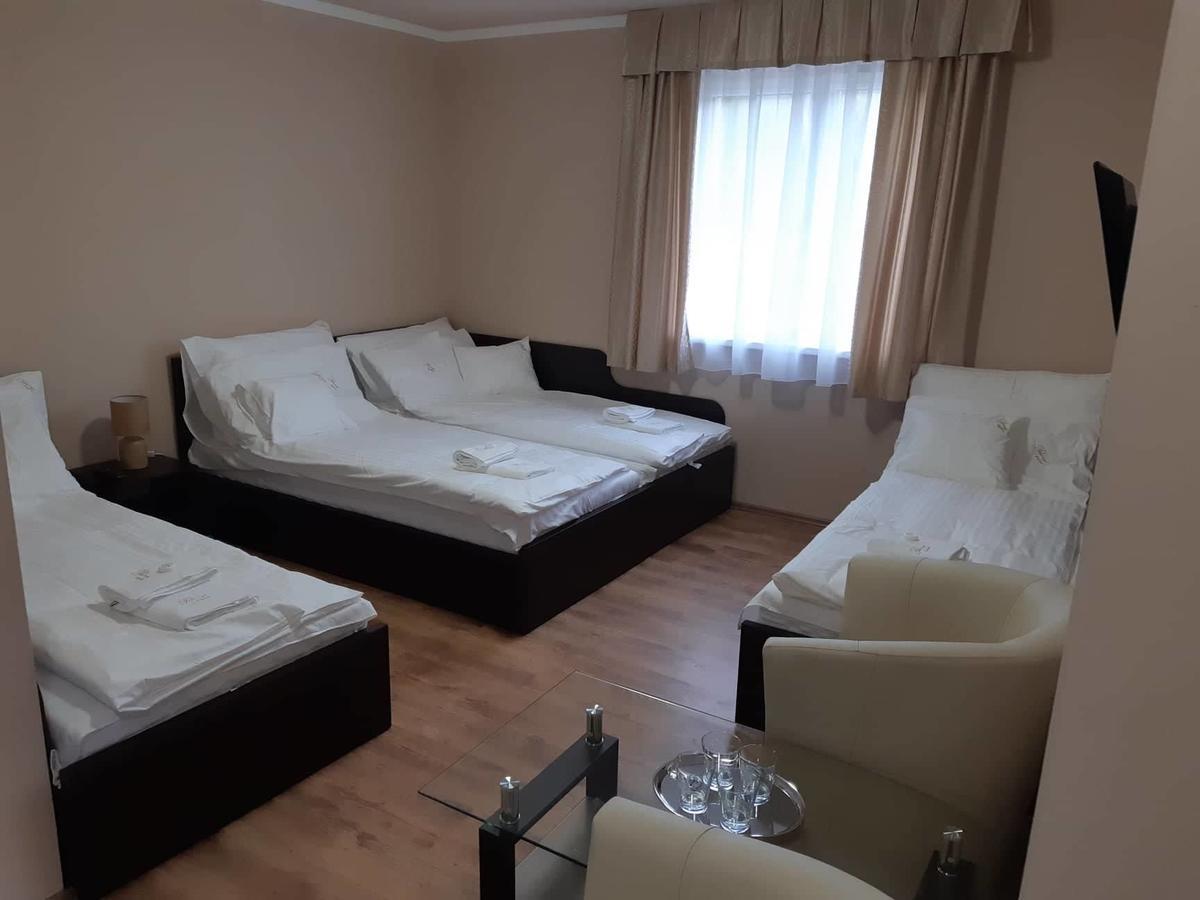 Pazonyi Fogado Es Etterem Hotel Nyírpazony Eksteriør billede